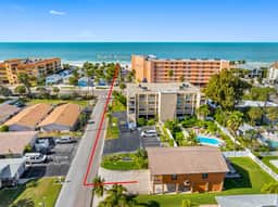 Joe's Beach House | Walk to IRB | Family Friendly - Image 2