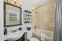 Live-Love-St Pete! Hipster 1 Bdrm Condo in DTSP! - Image 5