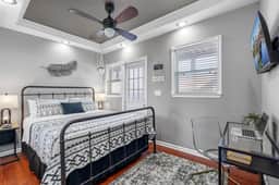 Urban Retreat • Explore DTSP, Walk Everywhere! - Image 2