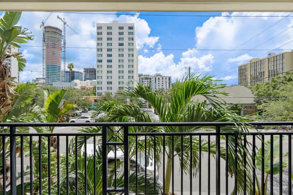 Retro Retreat in DTSP! Explore the downtown area! - Image 2