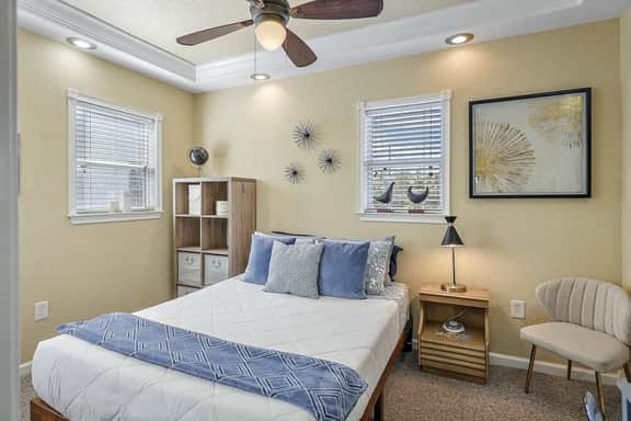 Retro Retreat in DTSP! Explore the downtown area! - Image 3