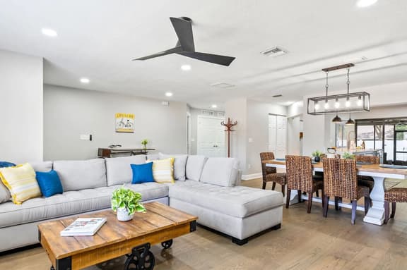 Florida Haven 4/2.5 Pet Friendly Home! Book Now! - Image 1
