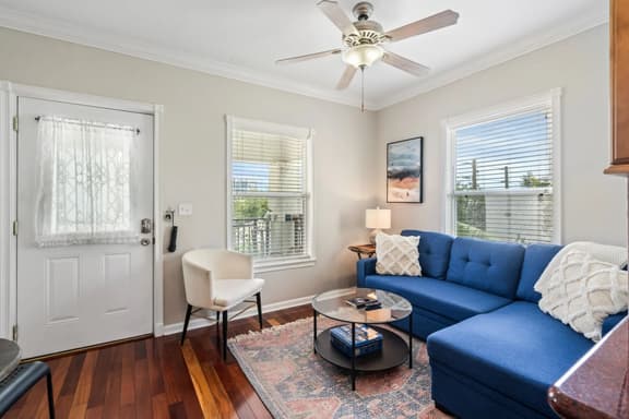 Live-Love-St Pete! Hipster 1 Bdrm Condo in DTSP! - Image 1